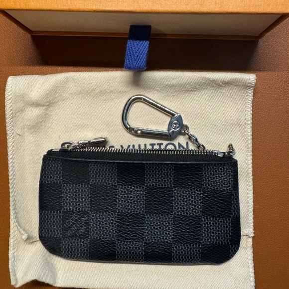 Louis Vuitton Key Pouch - N60155 - Picture 3 of 6